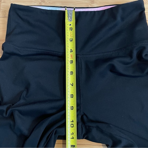 VS PINK Ultimate Yoga Leggings - Picture 10 of 15